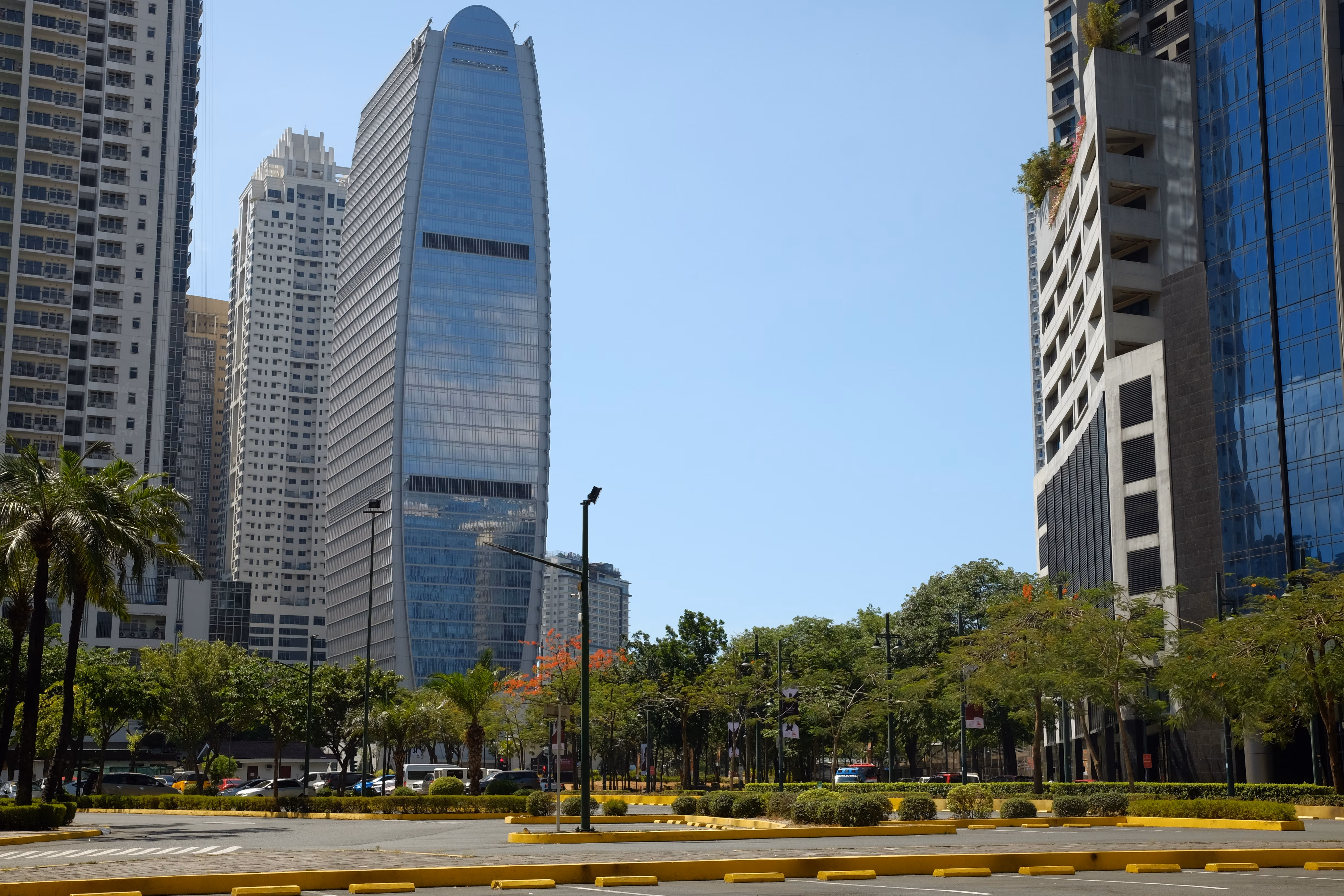Bonifacio Global City thumbnail 3